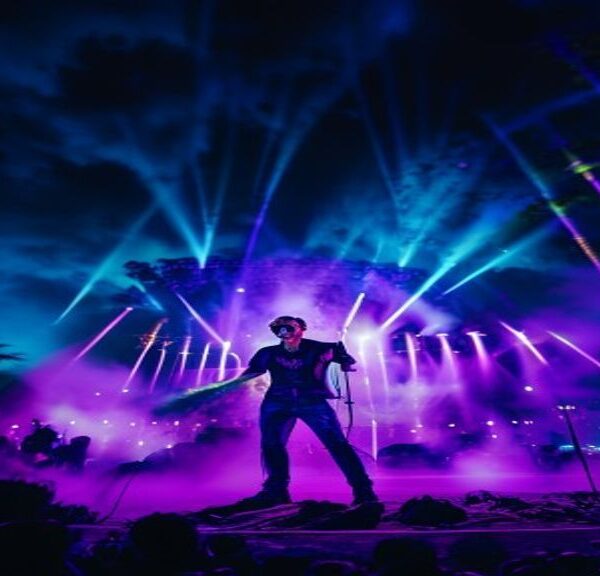 Coachella 2026 Kicks Off With Bieber Headlining Saturday&hellip;