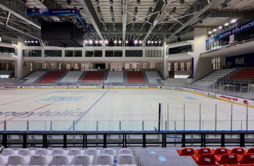 Maple Leafs Fire GM Brad Treliving as Playoff Drought Looms